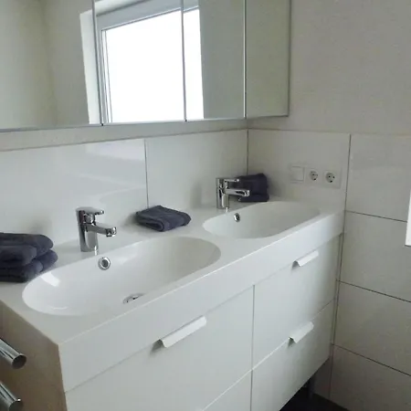 Detached Chalet Close To The Ski Area