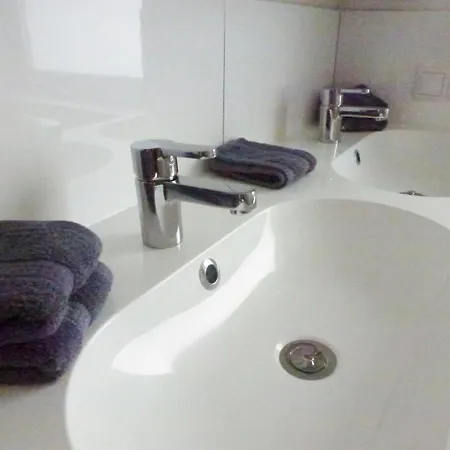 Chalet Detached Chalet Close To The Ski Area *